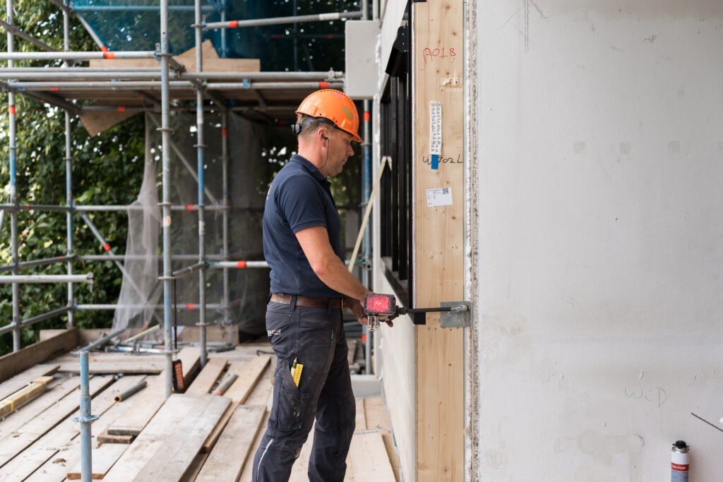 3-Visulions-MDC04256